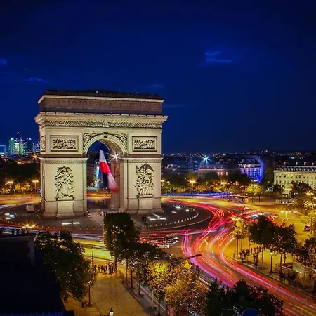 Champs-elysees Διαμέρισμα