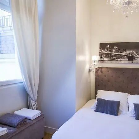 Apartment Champs-elysees